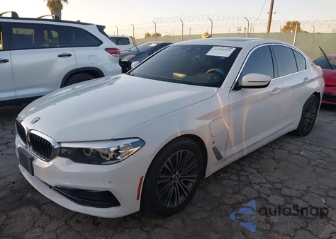 2019 BMW 530E Iperformance из США, поврежденный, VIN WBAJA9C51KB398627
